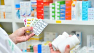 Toothache in Tokyo? Get Painkillers & Antibiotics (e.g. Amoxicillin) Instantly